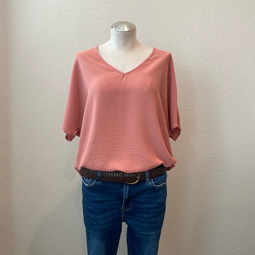 EUC. Large. Entro short sleeve tunic.